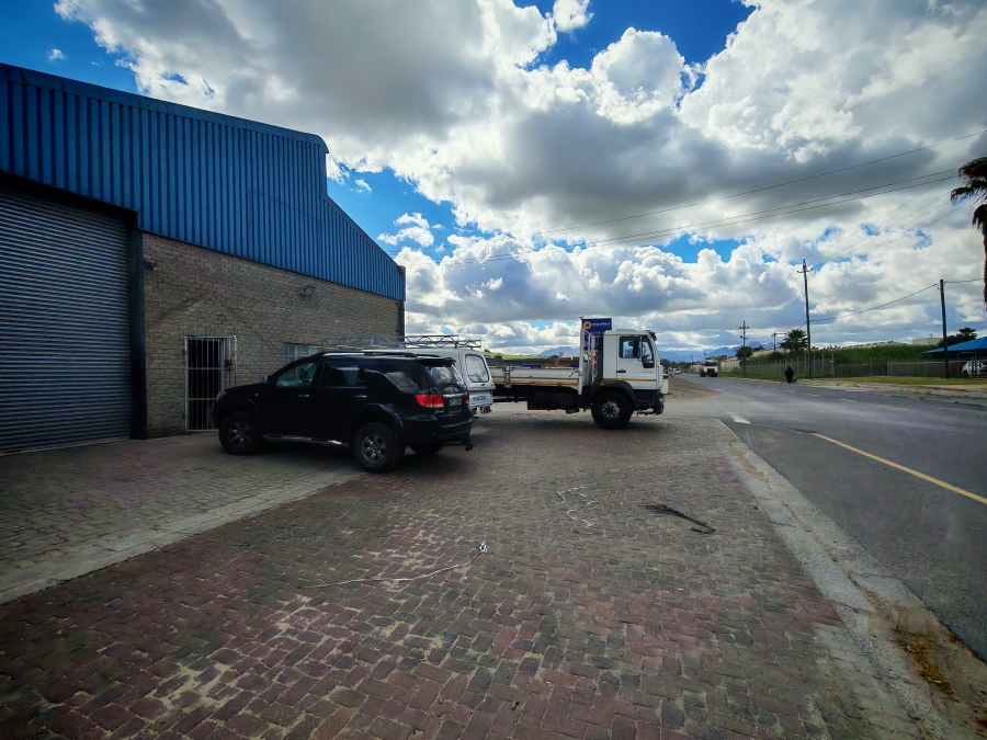 To Let Commercial Property for Rent in Blackheath Industrial Western Cape